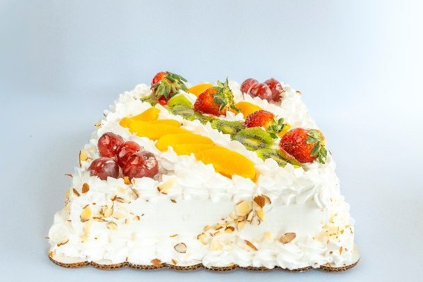 Pastel Rectangular Frutas/Merengue Chant